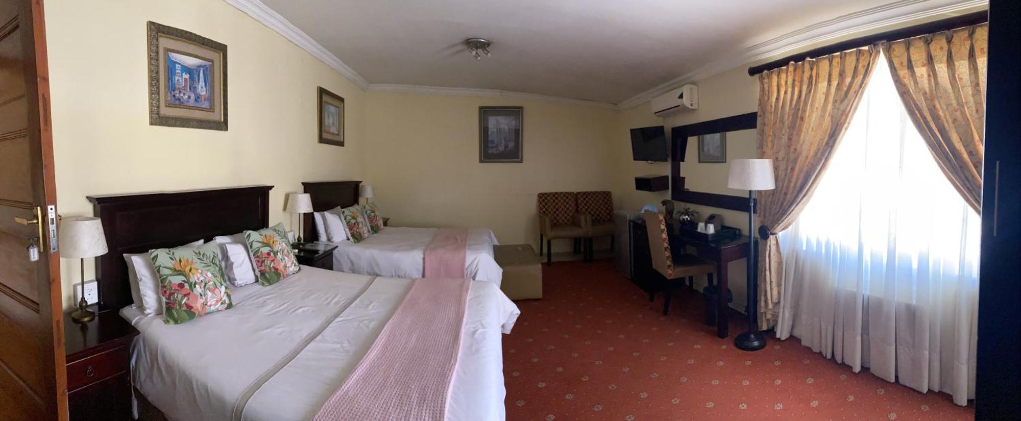 Madlula'S Guesthouse ปีเตอร์มาริตซ์เบิร์ก ภายนอก รูปภาพ