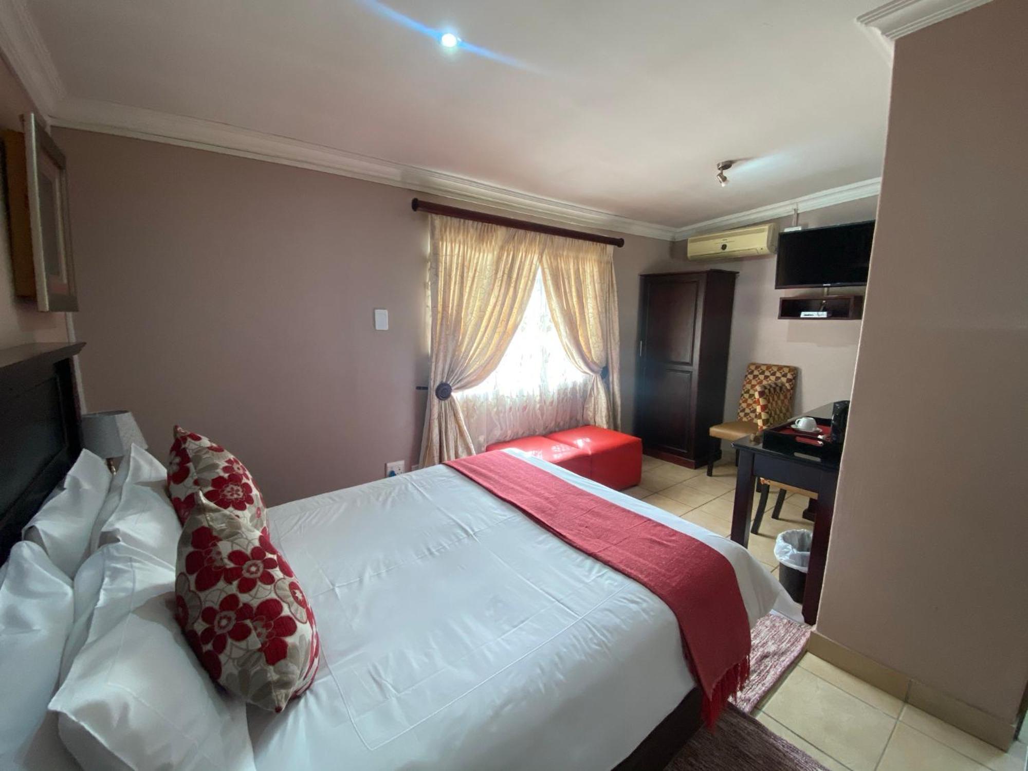 Madlula'S Guesthouse ปีเตอร์มาริตซ์เบิร์ก ภายนอก รูปภาพ